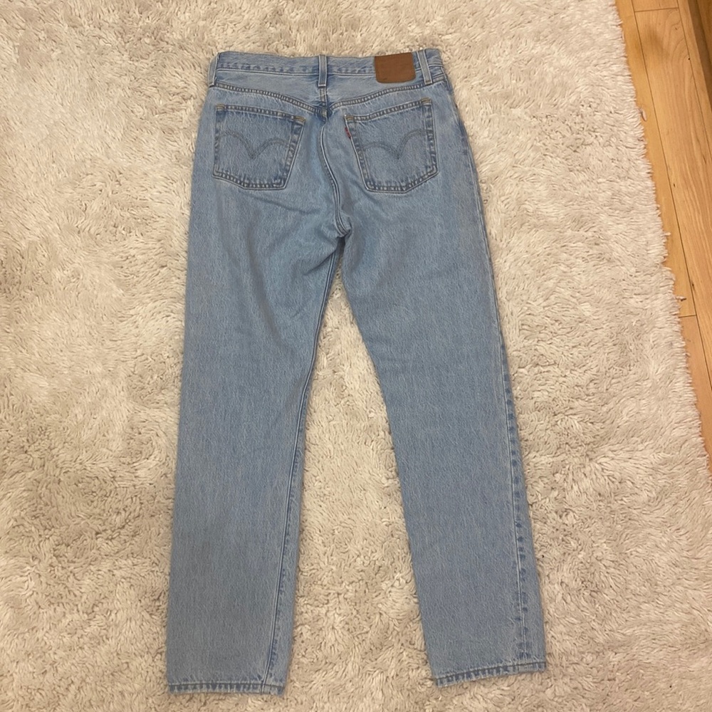 Levi’s light wash 501 jeans
